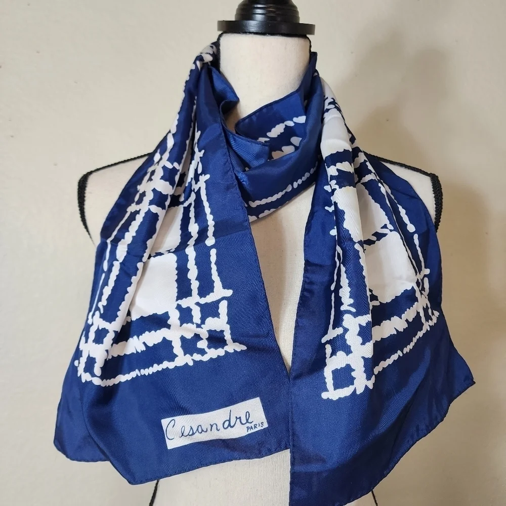 Cesandre Paris Scarf.